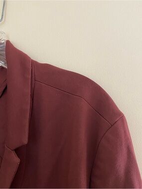 Women's Burgundy Blazer